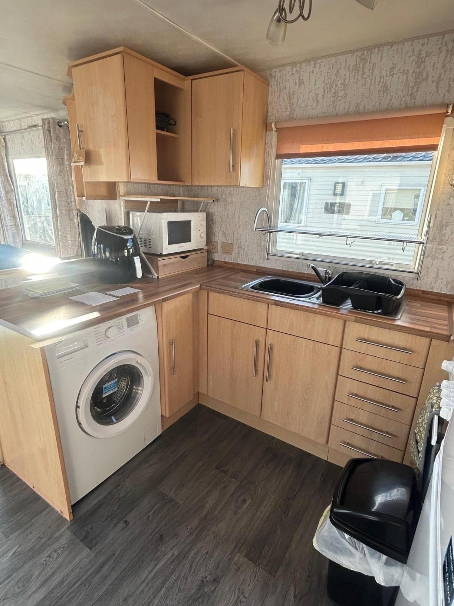 6 Berth Caravan For Hire By The Beach In Heacham, Norfolk Ref 21038C Exterior foto